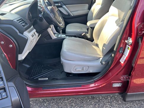 Used 2015 Subaru Forester 2.5i Limited image 3