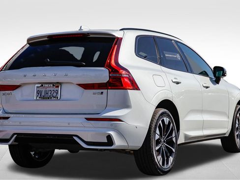 Certified 2026 Volvo XC60 B5 Plus w/ Climate Package PRO image 8