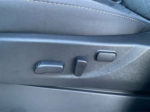 New 2026 Nissan Frontier SV image 12