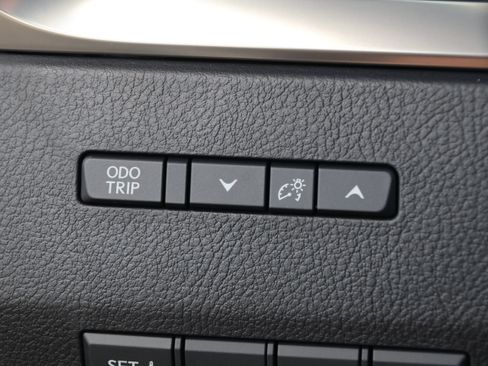 Used 2026 Lexus GX 550 w/ Accessory Package (2T) AWD/4WD image 15