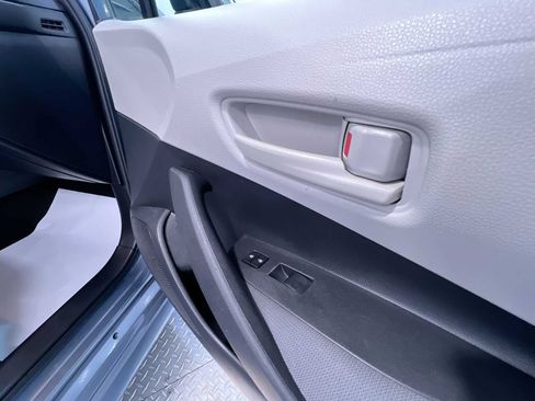 Used 2022 Toyota Corolla LE FWD image 36