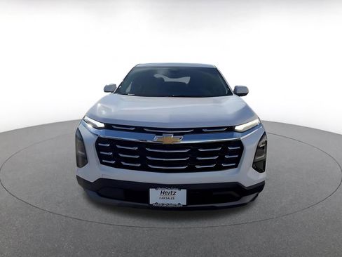 Used 2025 Chevrolet Equinox LT image 4