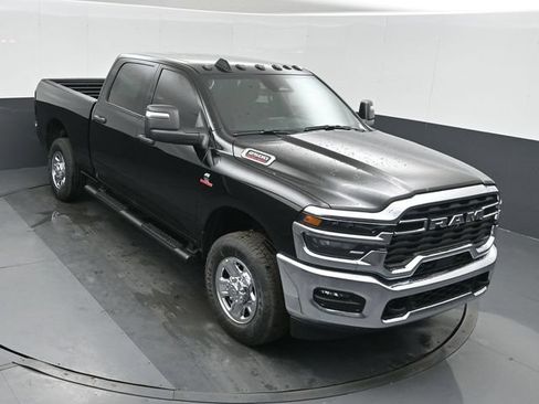 New 2026 RAM 2500 Tradesman AWD/4WD image 36