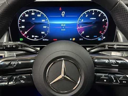 Certified 2026 Mercedes-Benz GLC 300 4MATIC image 17