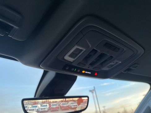 Used 2022 GMC Sierra 2500 Denali w/ Denali Ultimate Package image 23