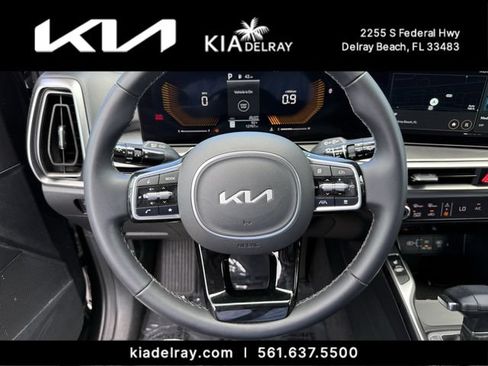 Used 2025 Kia Sorento EX w/ Panoramic Sunroof Package FWD image 31