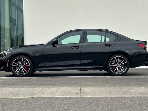 Used 2023 BMW 330e w/ M Sport Package RWD image 6