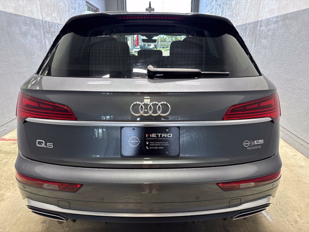 Used 2023 Audi Q5 2.0T Premium w/ Convenience Package AWD/4WD image 24