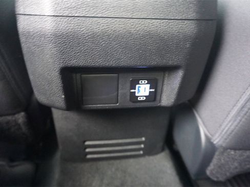 Used 2025 Toyota Tacoma SR5 image 16