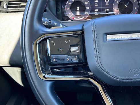 Used 2024 Land Rover Range Rover Velar S image 19