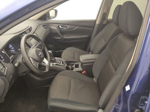 Used 2019 Nissan Rogue SV FWD image 17