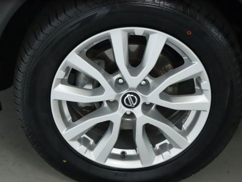 Used 2022 Nissan Rogue Sport SV w/ Technology Package AWD/4WD image 37