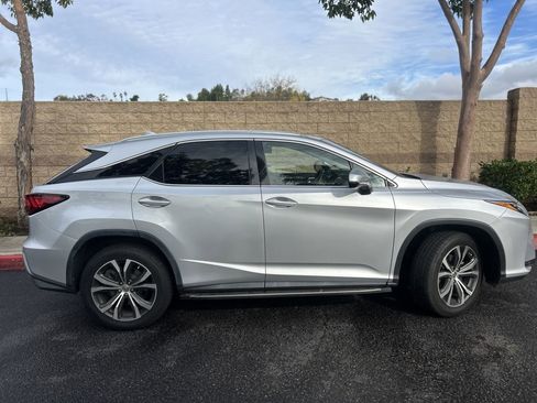 Used 2017 Lexus RX 350 FWD image 9