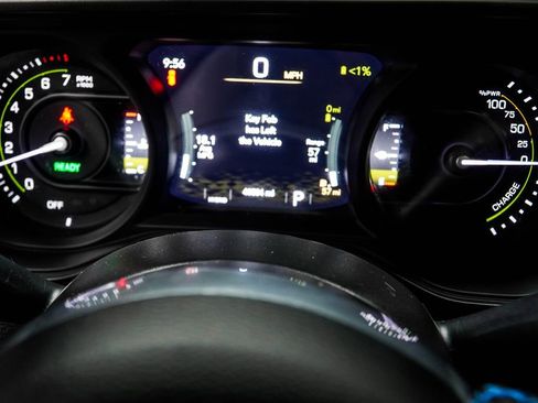 Used 2024 Jeep Wrangler High Altitude AWD/4WD image 33
