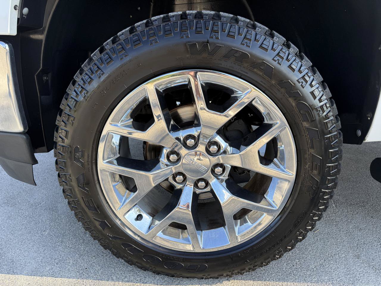 Used 2010 GMC Sierra 1500 SLE w/ Texas Edition RWD image 31