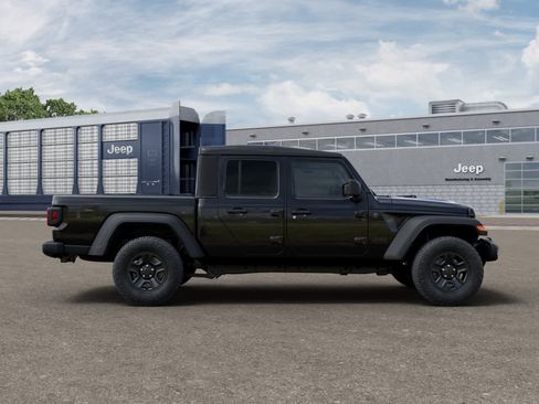 New 2025 Jeep Gladiator Sport image 21