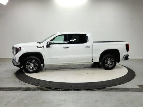 Used 2026 GMC Sierra 1500 SLT AWD/4WD image 5
