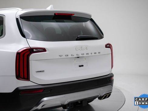 Used 2022 Kia Telluride EX w/ EX Premium Package image 19