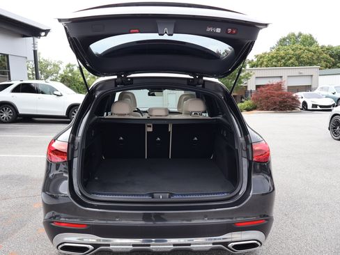 Used 2026 Mercedes-Benz GLC 300 image 21
