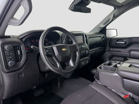 Used 2023 Chevrolet Silverado 1500 Custom image 7