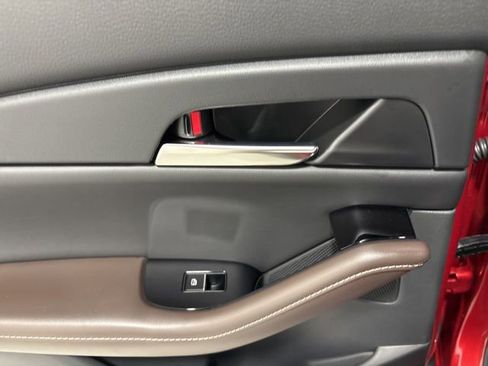 Certified 2025 MAZDA CX-30 2.5 Turbo w/ Premium Plus Pkg image 19