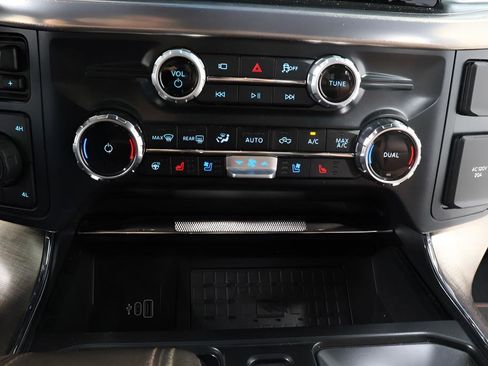 Used 2025 Ford F150 King Ranch AWD/4WD image 11