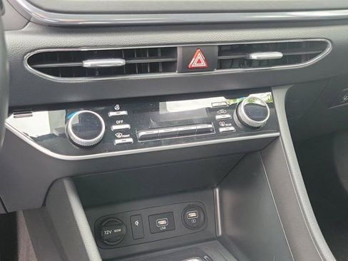Used 2023 Hyundai Sonata Limited FWD image 26