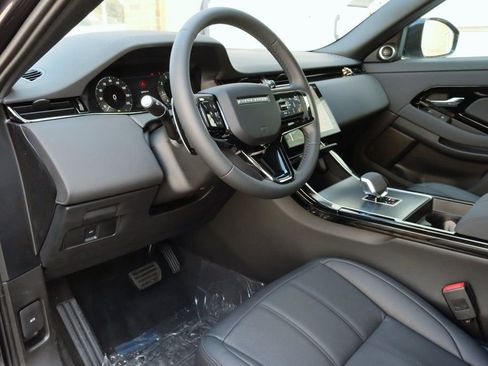 Used 2026 Land Rover Range Rover Evoque S image 15