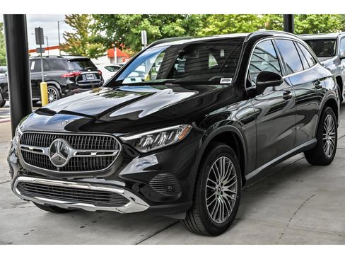 Certified 2026 Mercedes-Benz GLC 300 4MATIC image 3