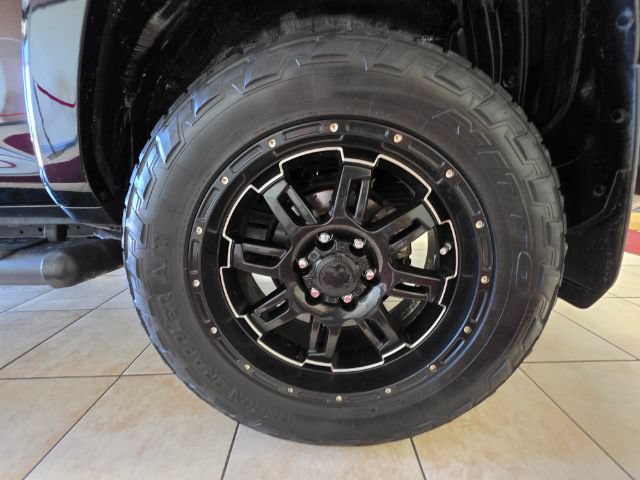 Used 2020 Toyota 4Runner SR5 RWD image 18