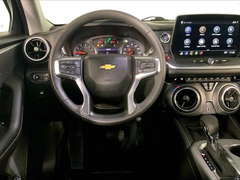 Used 2024 Chevrolet Blazer LT w/ Convenience Package FWD image 5