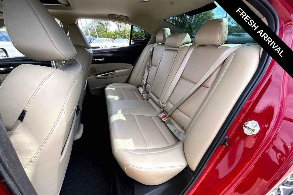 Used 2017 Acura TLX w/ Technology Package FWD image 7