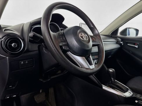 Used 2017 Toyota Yaris iA image 36