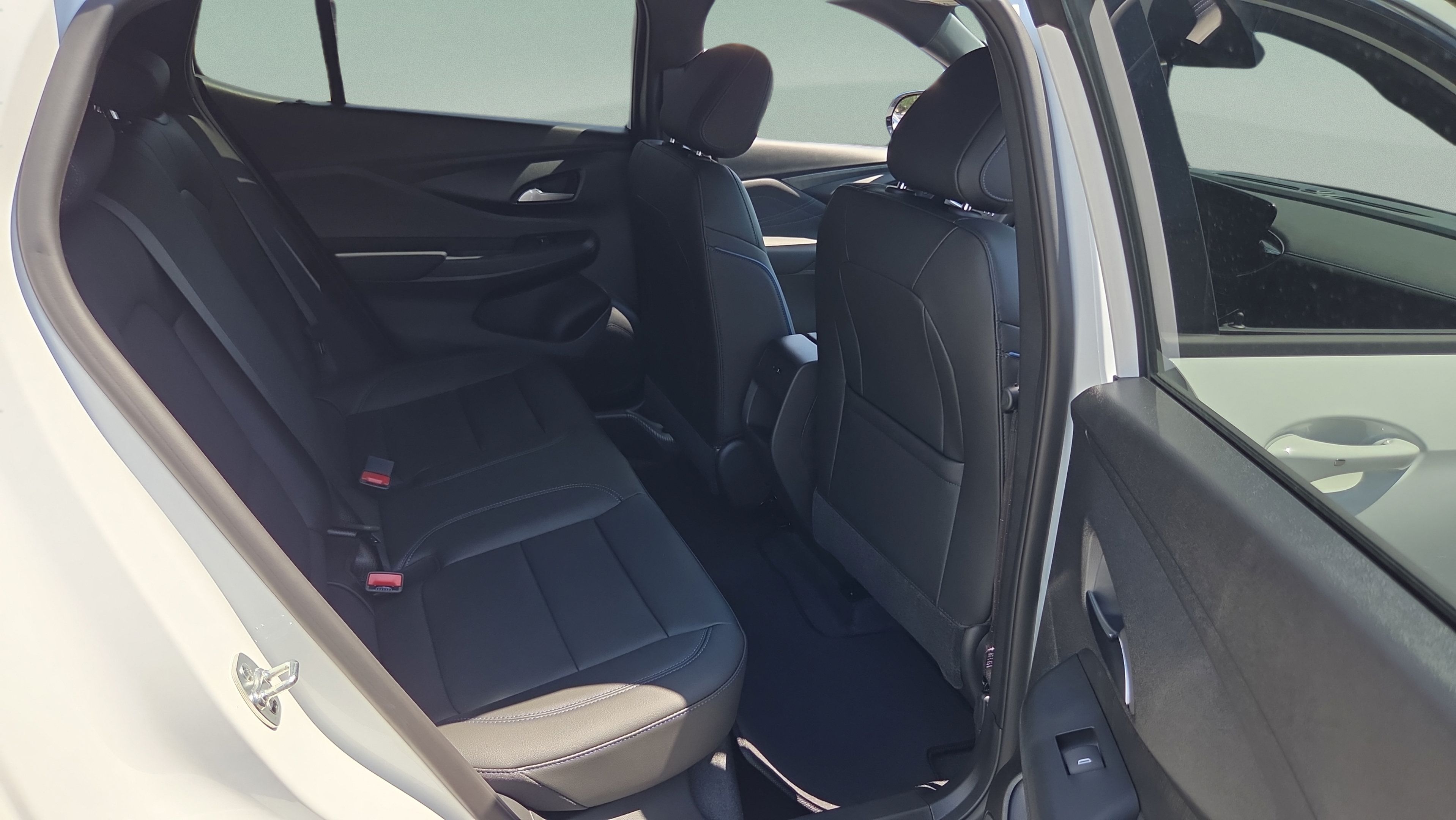 New 2026 Buick Envista Sport Touring w/ Convenience I Package FWD image 14