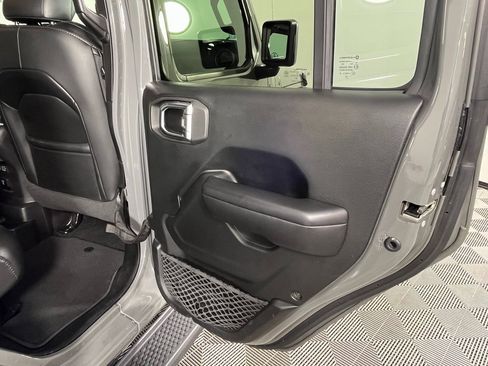 Used 2020 Jeep Wrangler Unlimited Sport image 22