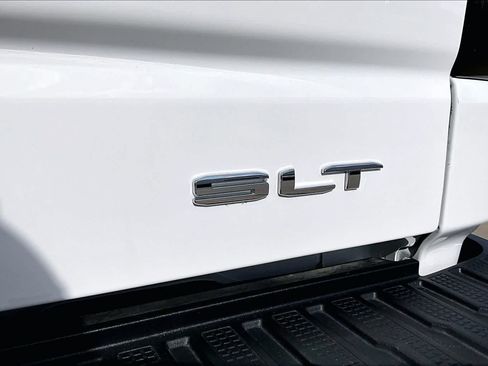Used 2026 GMC Sierra 1500 SLT RWD image 10