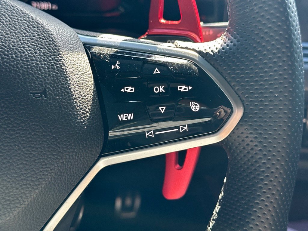 Used 2022 Volkswagen GTI SE FWD image 22