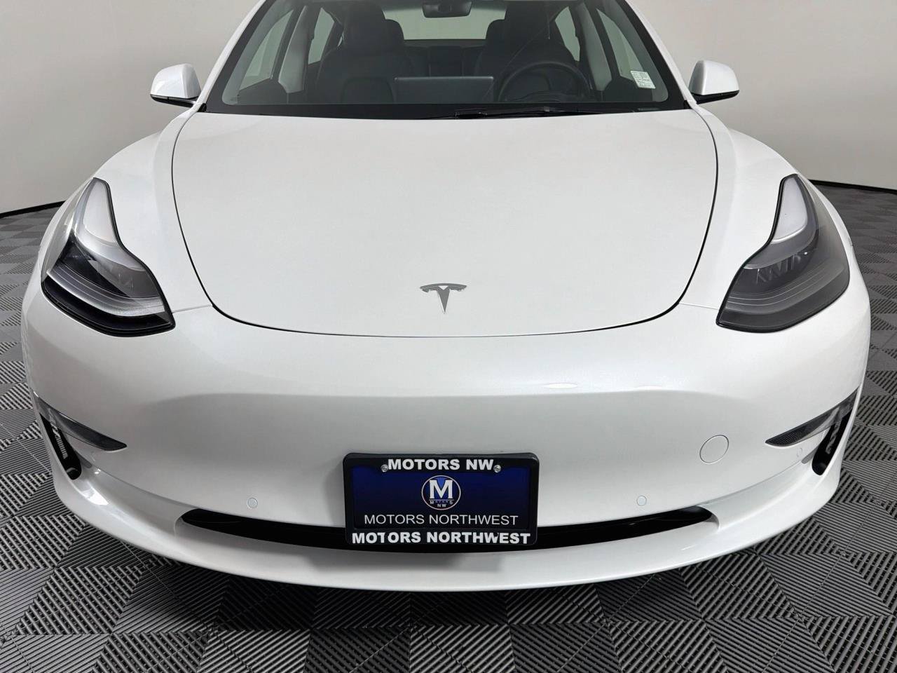 Used 2022 Tesla Model 3 RWD image 2