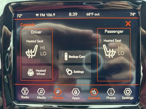 Used 2019 Jeep Cherokee Limited w/ Technology Group AWD/4WD image 36