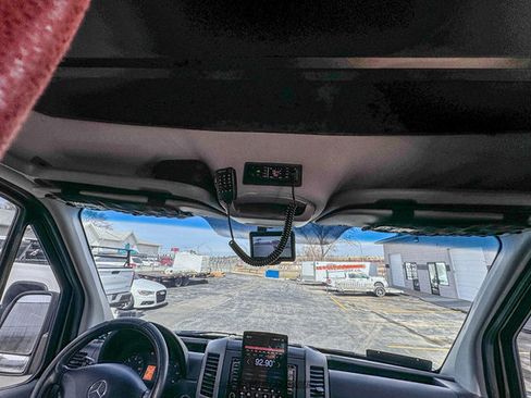 Used 2012 Mercedes-Benz Sprinter 3500 image 97