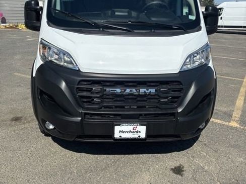 Used 2025 RAM ProMaster 2500 w/ Convenience Group image 2