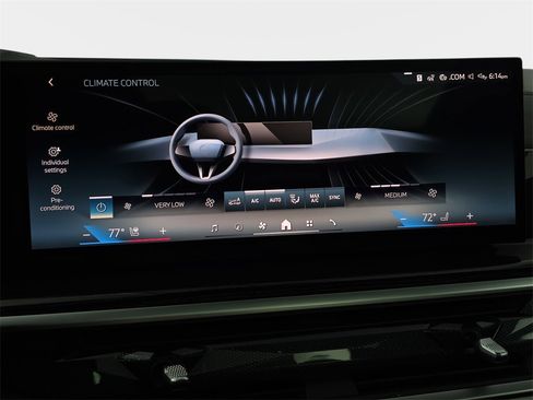 New 2026 BMW X5 xDrive50e w/ Executive Package image 24