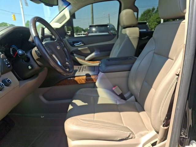 Used 2017 Chevrolet Tahoe Premier AWD/4WD image 13