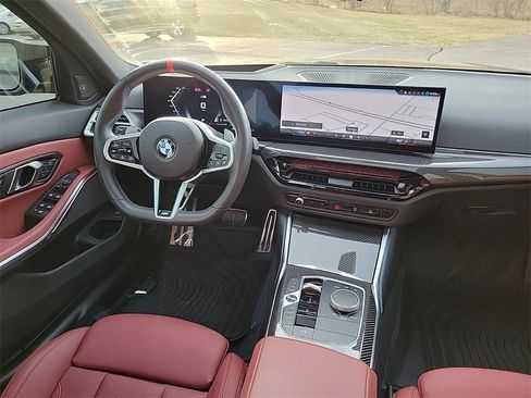 Used 2025 BMW M340i xDrive w/ Premium Package image 9