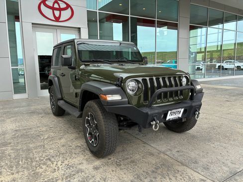 Used 2021 Jeep Wrangler Sport AWD/4WD image 11
