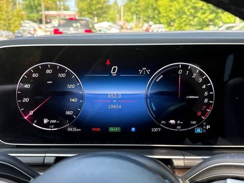 Used 2025 Mercedes-Benz GLE 450e 4MATIC image 14