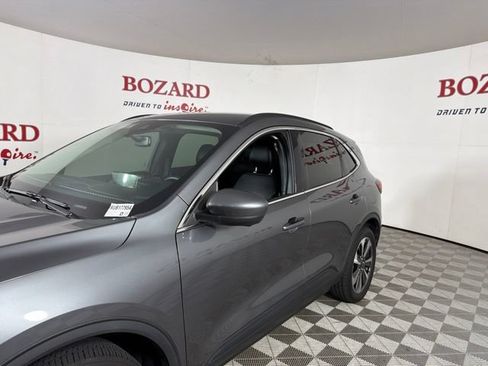 Used 2024 Ford Escape Platinum w/ Premium Technology Package AWD/4WD image 6