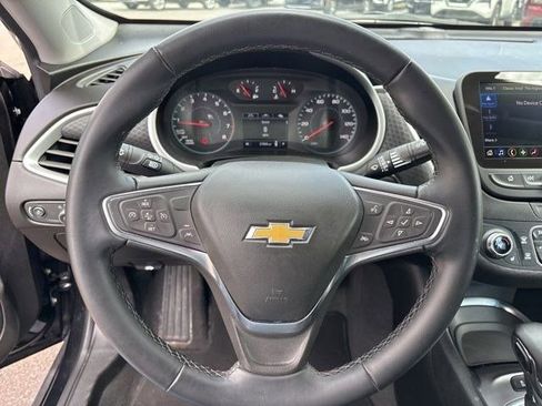 Used 2024 Chevrolet Malibu LT w/ Midnight Edition FWD image 16