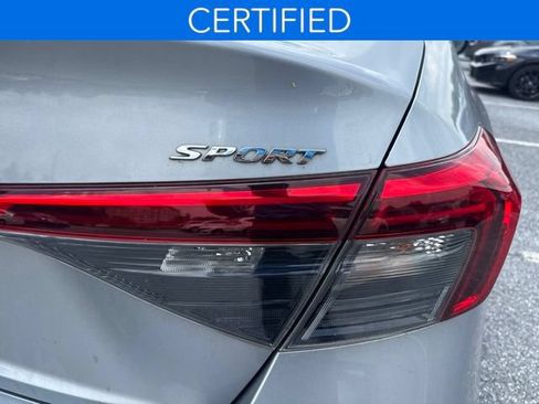 Used 2022 Honda Civic Sport image 11