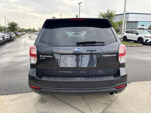 Used 2018 Subaru Forester 2.5i Limited AWD/4WD image 6